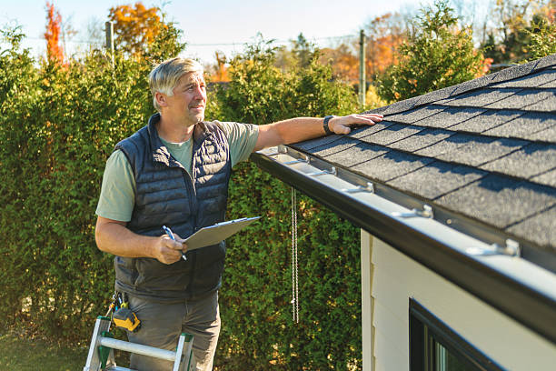 Professional Emergency Roof Repair technician working in Delta, UT